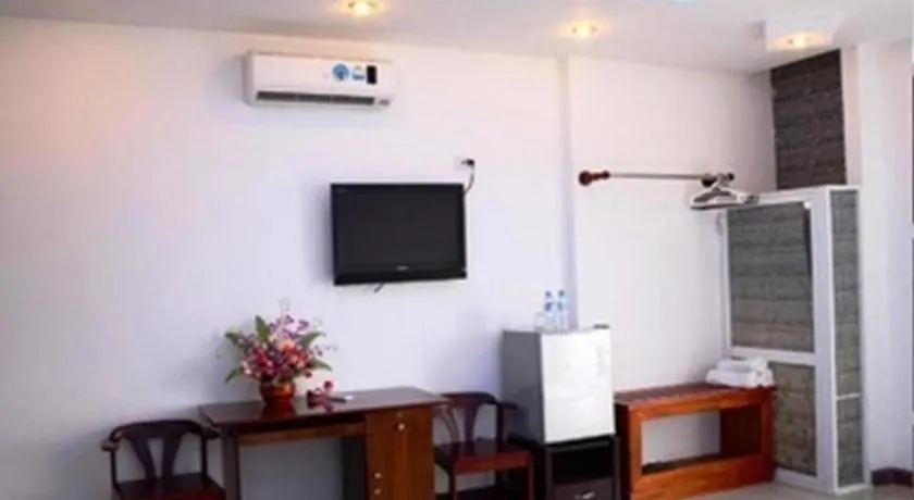 Huong Binh Hotel Đà Nẵng 2*,