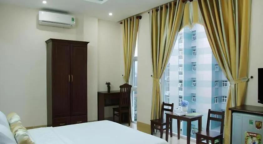 Huong Binh Hotel Đà Nẵng 2*,  Vietnam